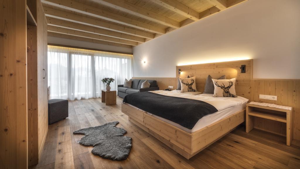 Hotel Moritz Добб'яко Екстер'єр фото