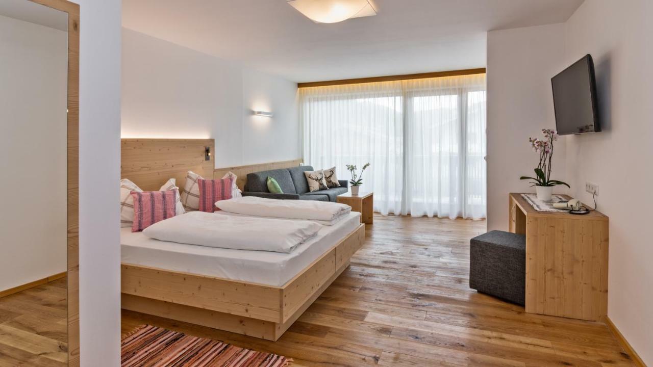 Hotel Moritz Добб'яко Екстер'єр фото