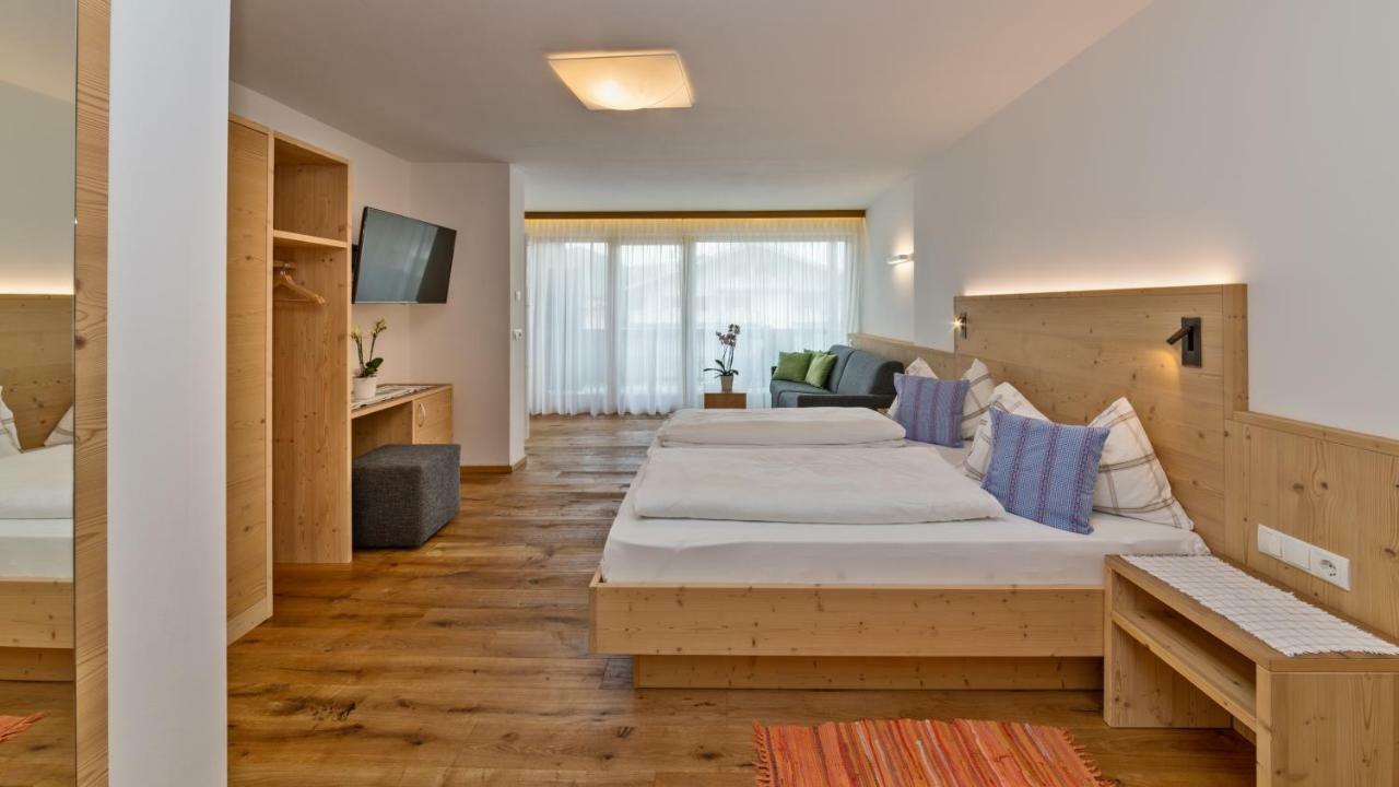 Hotel Moritz Добб'яко Екстер'єр фото