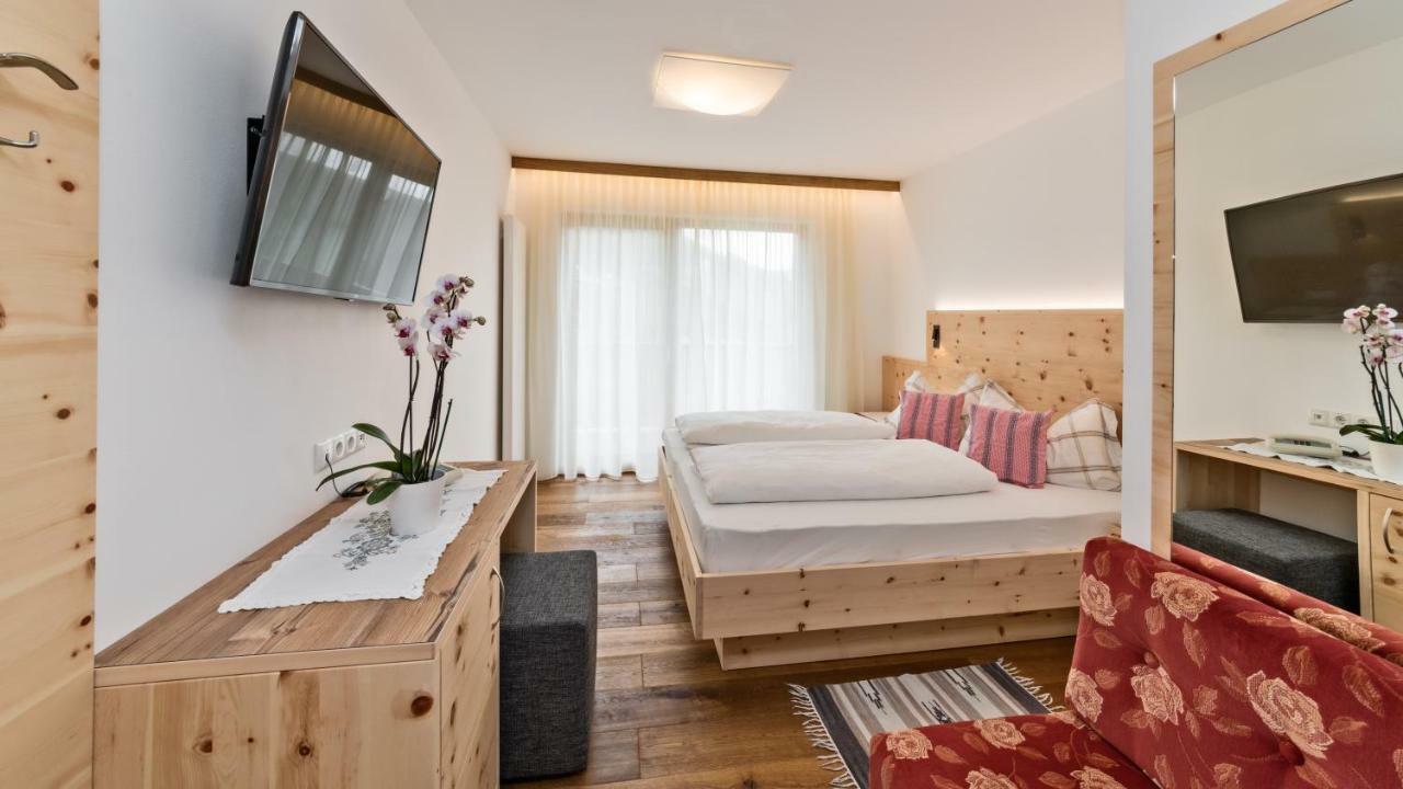 Hotel Moritz Добб'яко Екстер'єр фото