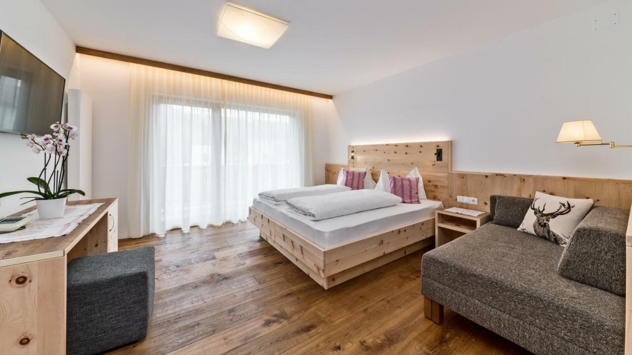 Hotel Moritz Добб'яко Екстер'єр фото